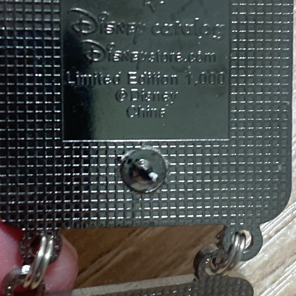 EUC - Vintage Disney Cuties Pluto Pawful Hanging Pin - Limited Edition (1,000) - Picture 4 of 4